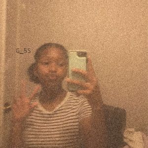 Meet your Posher, Simone